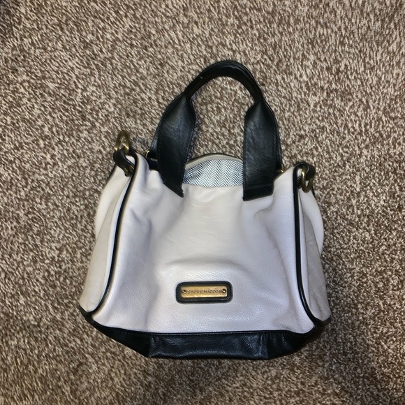 Steven madden purse - Picture 1 of 3